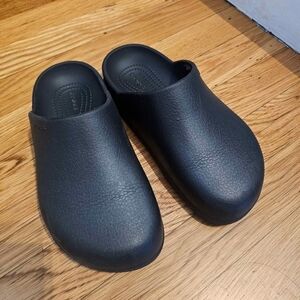 CROCS Classic Black Clogs
